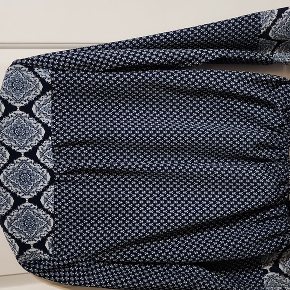 Knox Rose L Blue and White Tie Front Long Sleeve Blouse - Picture 7 of 10